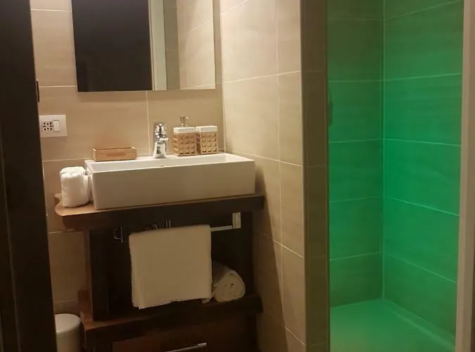 Foresteria Lombarda La Vendégház Lierna