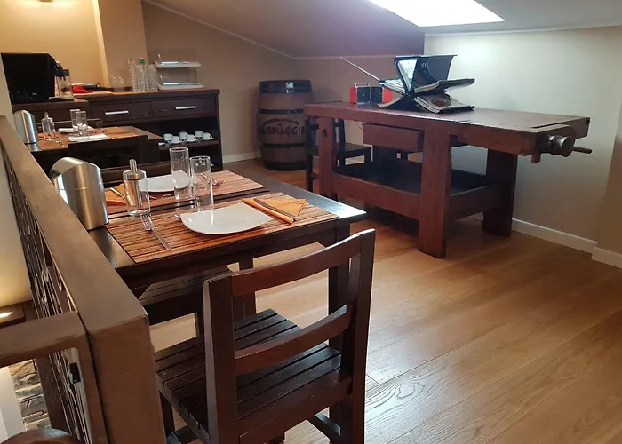 Vendégház Foresteria Lombarda La 4*