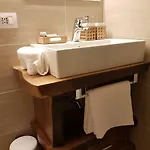 Foresteria Lombarda La Vendégház 4*