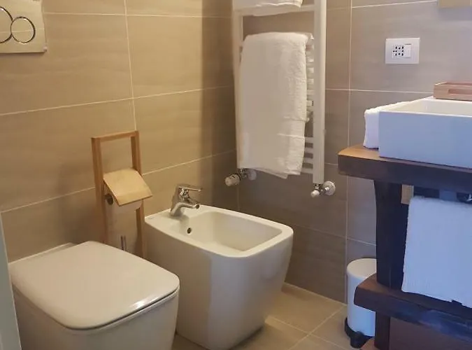 Foresteria Lombarda La Guest house 4*